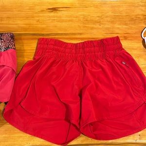 LULULEMON SHORTS
